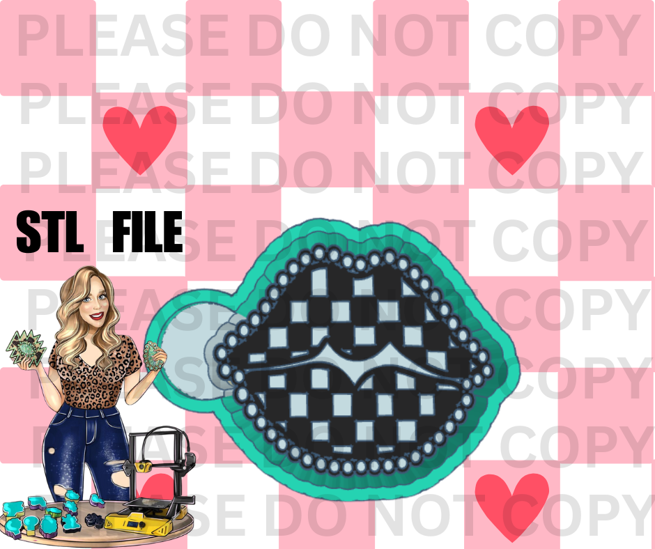 CHECKERED TURQ LIPS