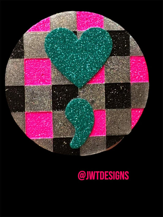 CHECKERED SEMICOLON HEART