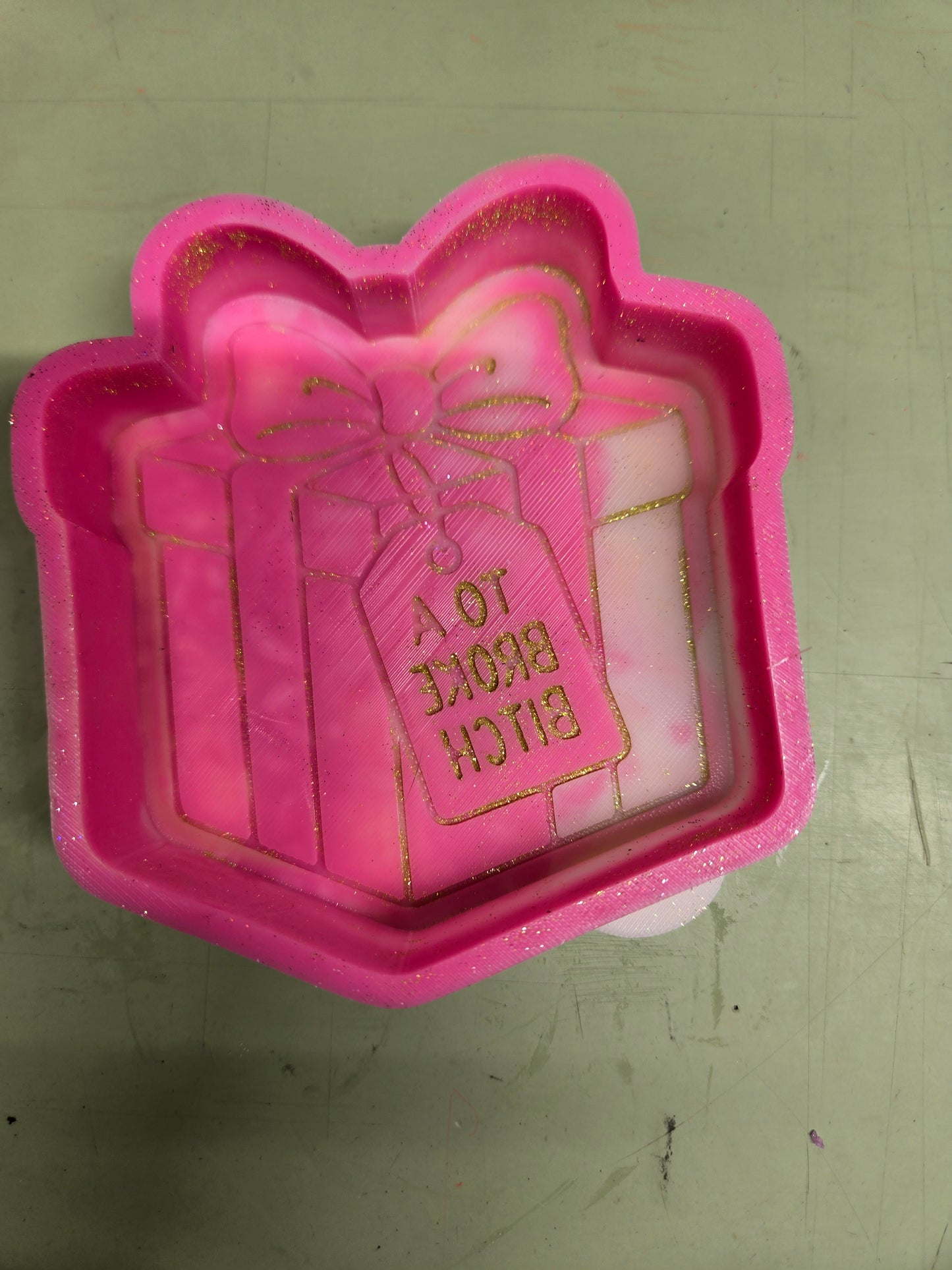 DESTASH to a broke bitch