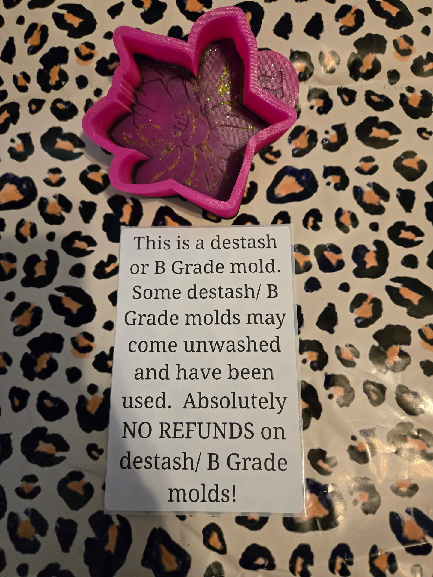 DESTASH buttercup flower