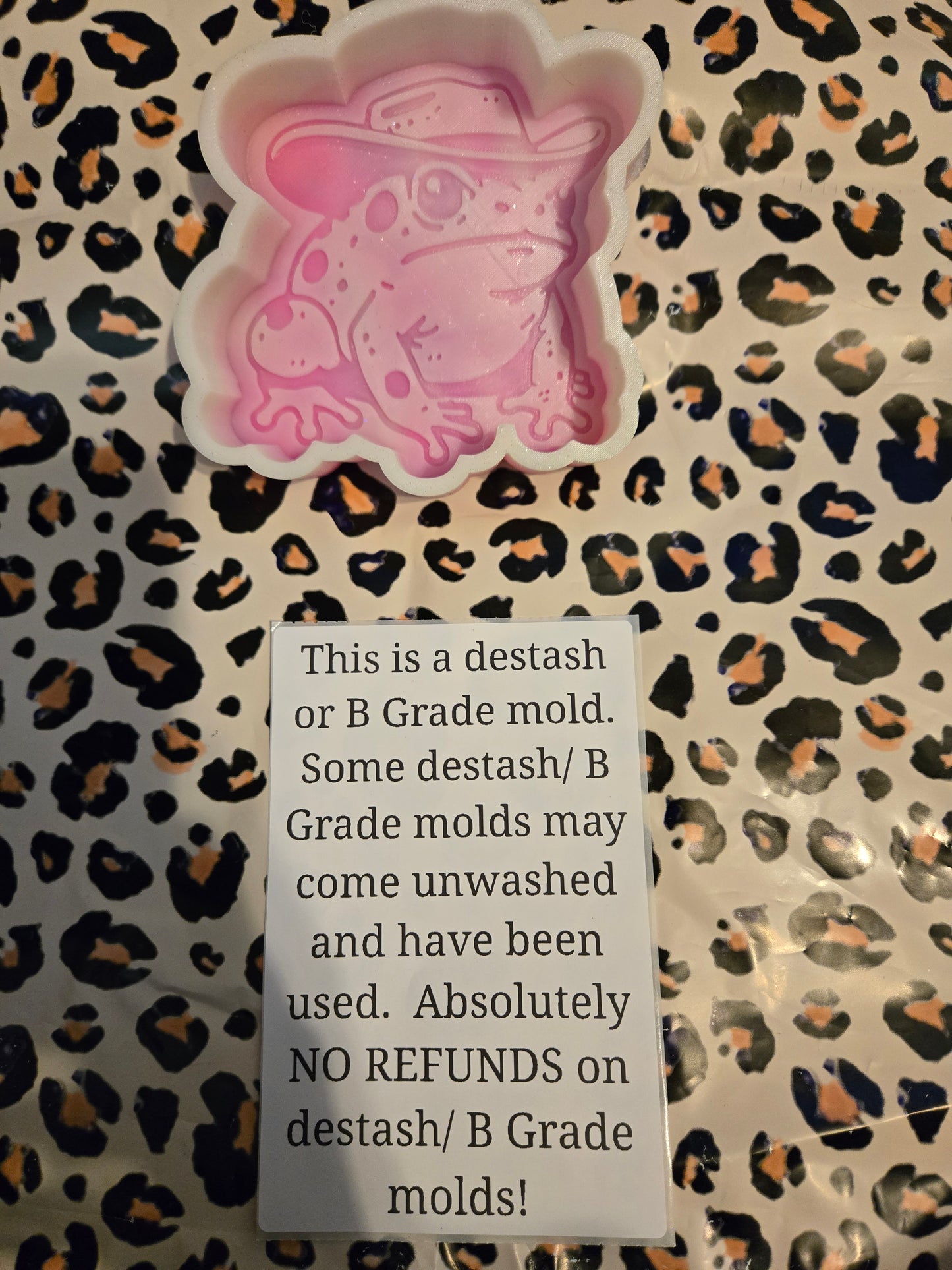 DESTASH cowboy frog