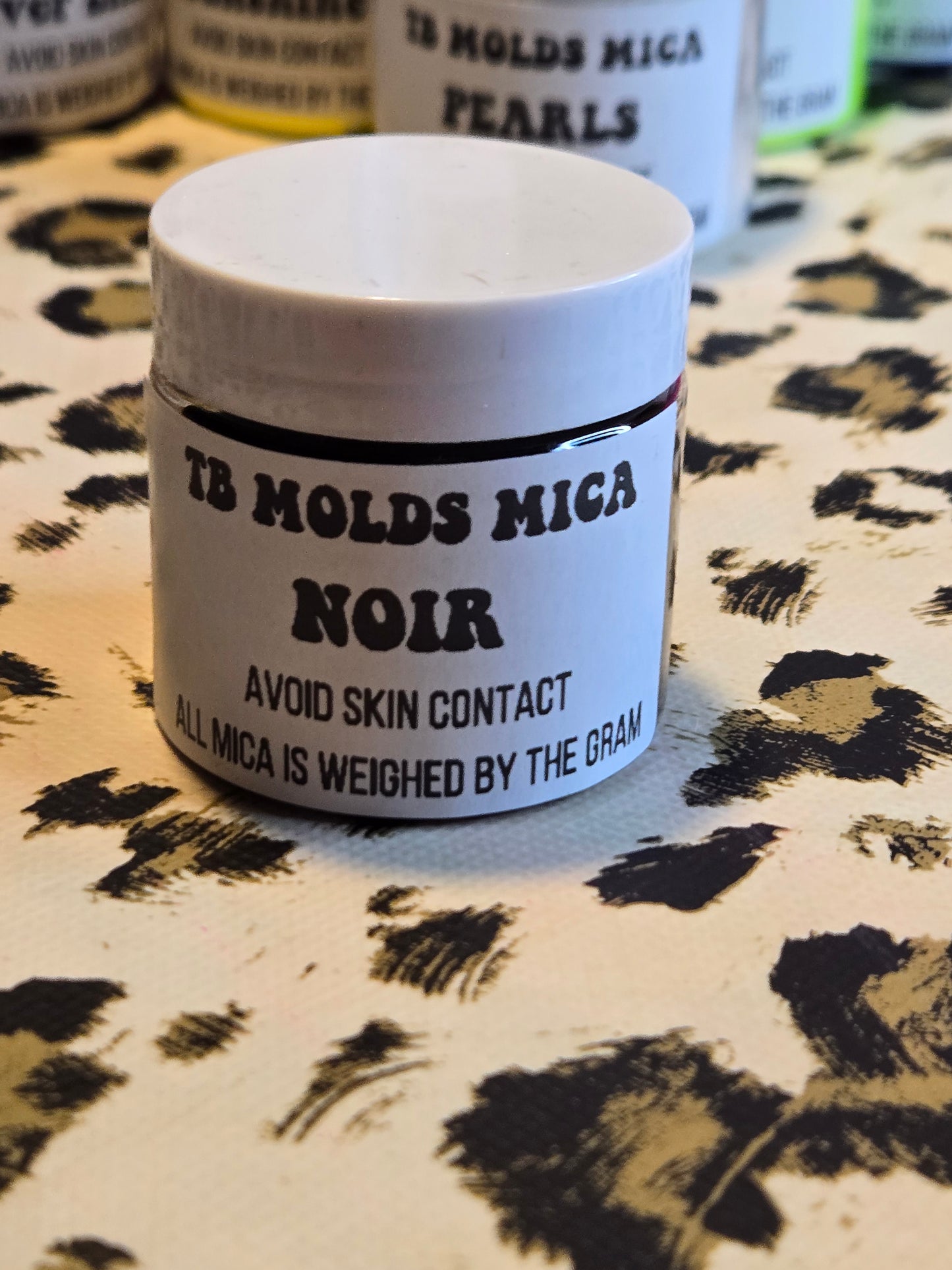 NOIR PIGMENT POWDER