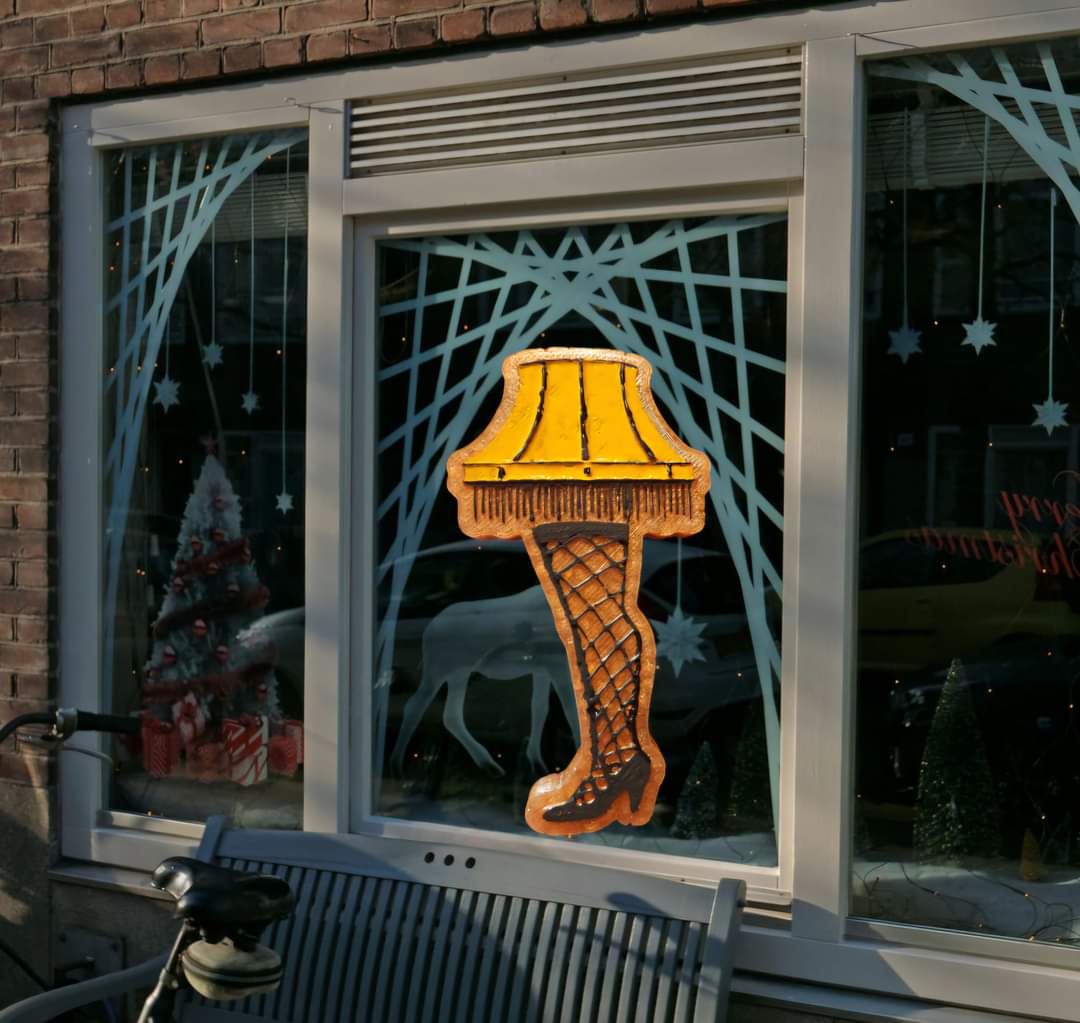 LEG LAMP