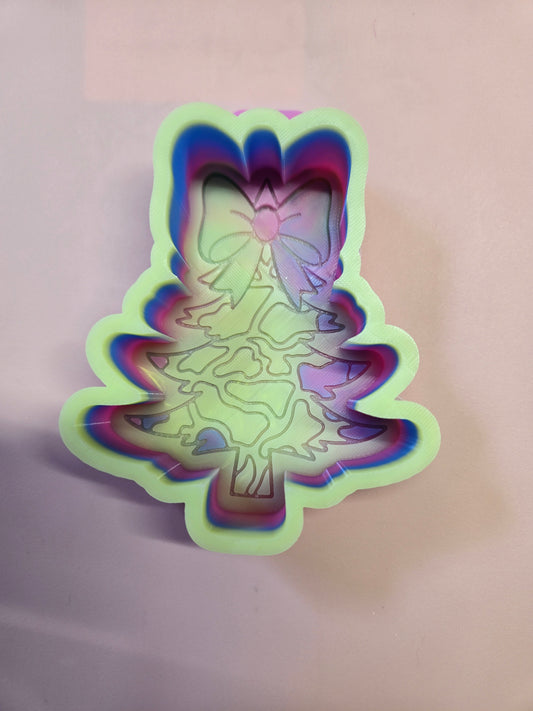 RTS CAMO TREE WITH BOW
