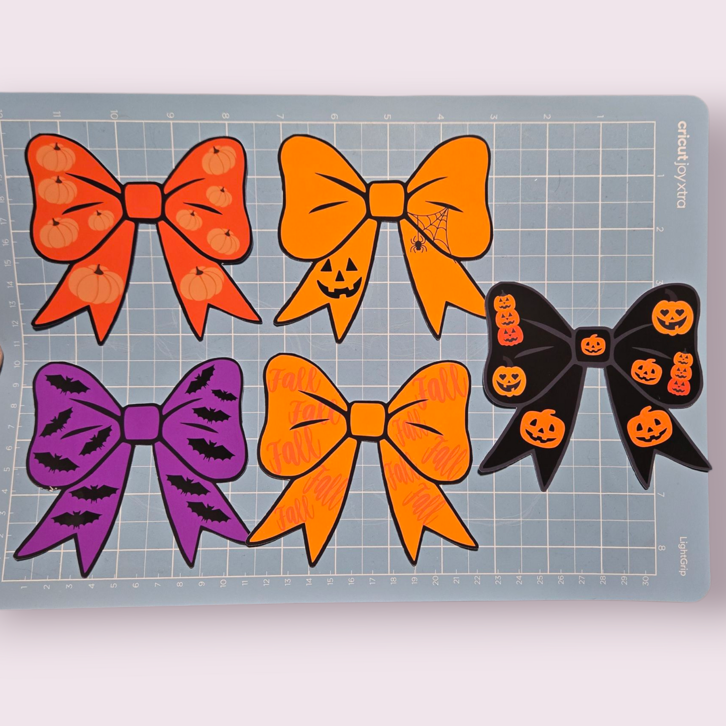 Plain Bow cardstock MR CARDSTOCK