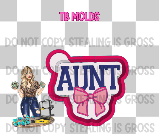 Aunt with bow