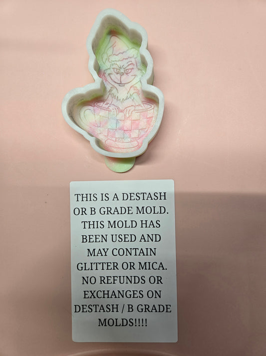 DESTASH mean green in teacup
