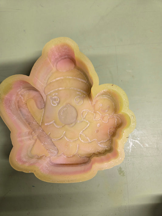 DESTASH tree with candycane and gingerbread