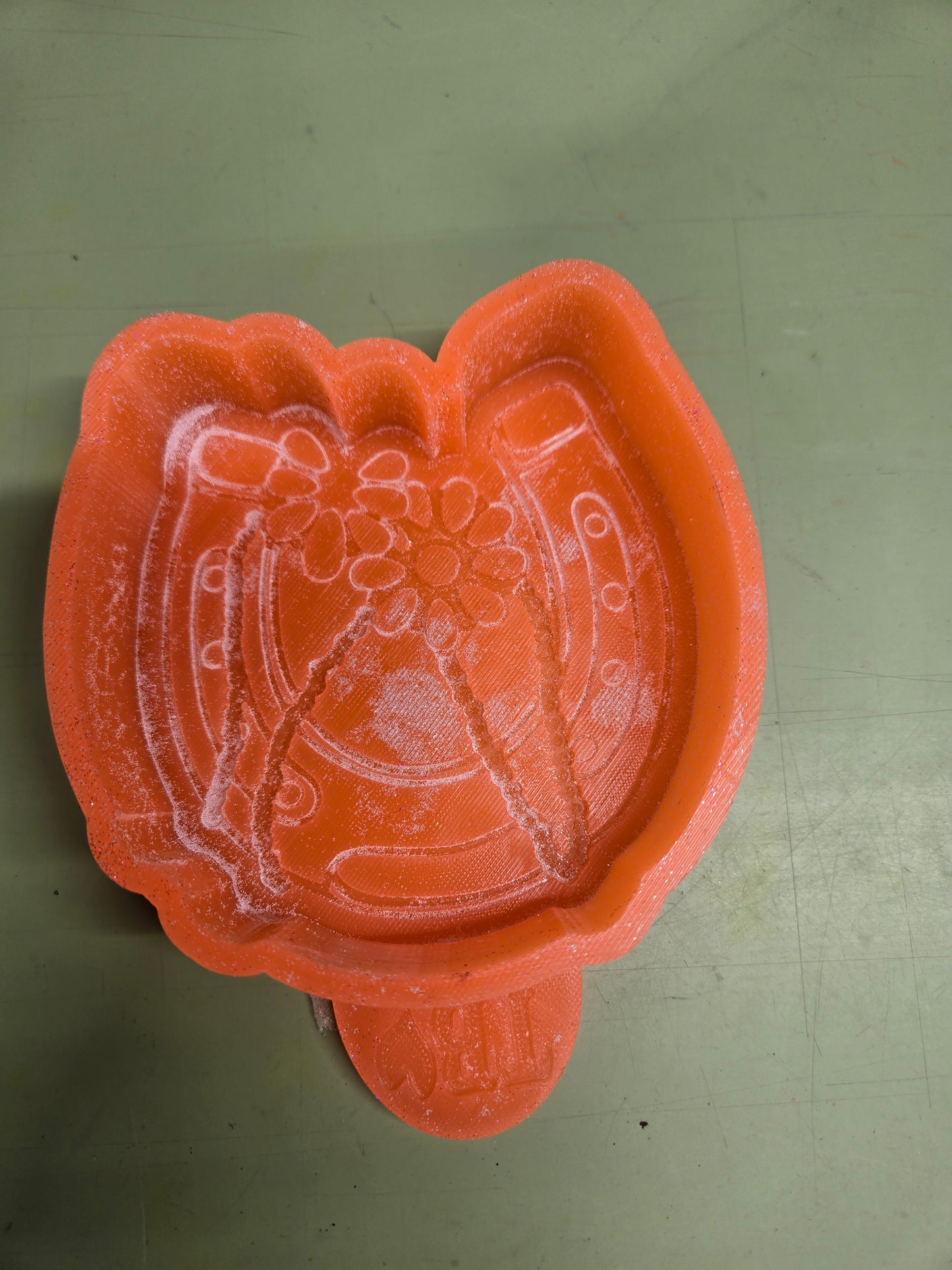 DESTASH concho horse shoe