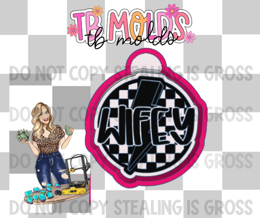 Checkered wifey