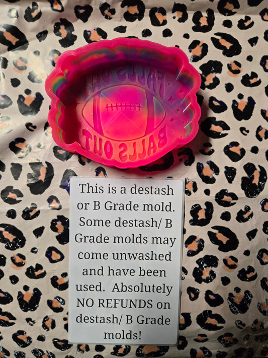 DESTASH falls out balls out