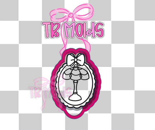 Coquette vintage lamp